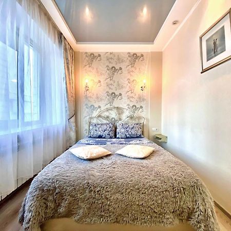 Apartpoltava Елегантна Двокімнатна Студія З Панорамою На Театр Гоголя, Цум, Фіскальний Чек Luaran gambar
